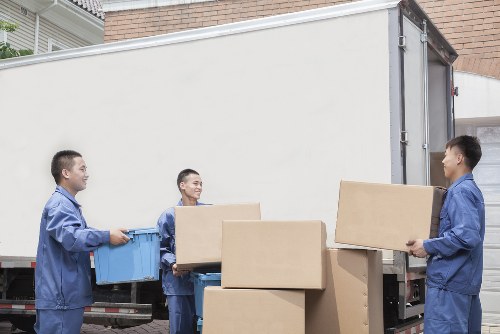 House removalists helping with a local Enfield home move